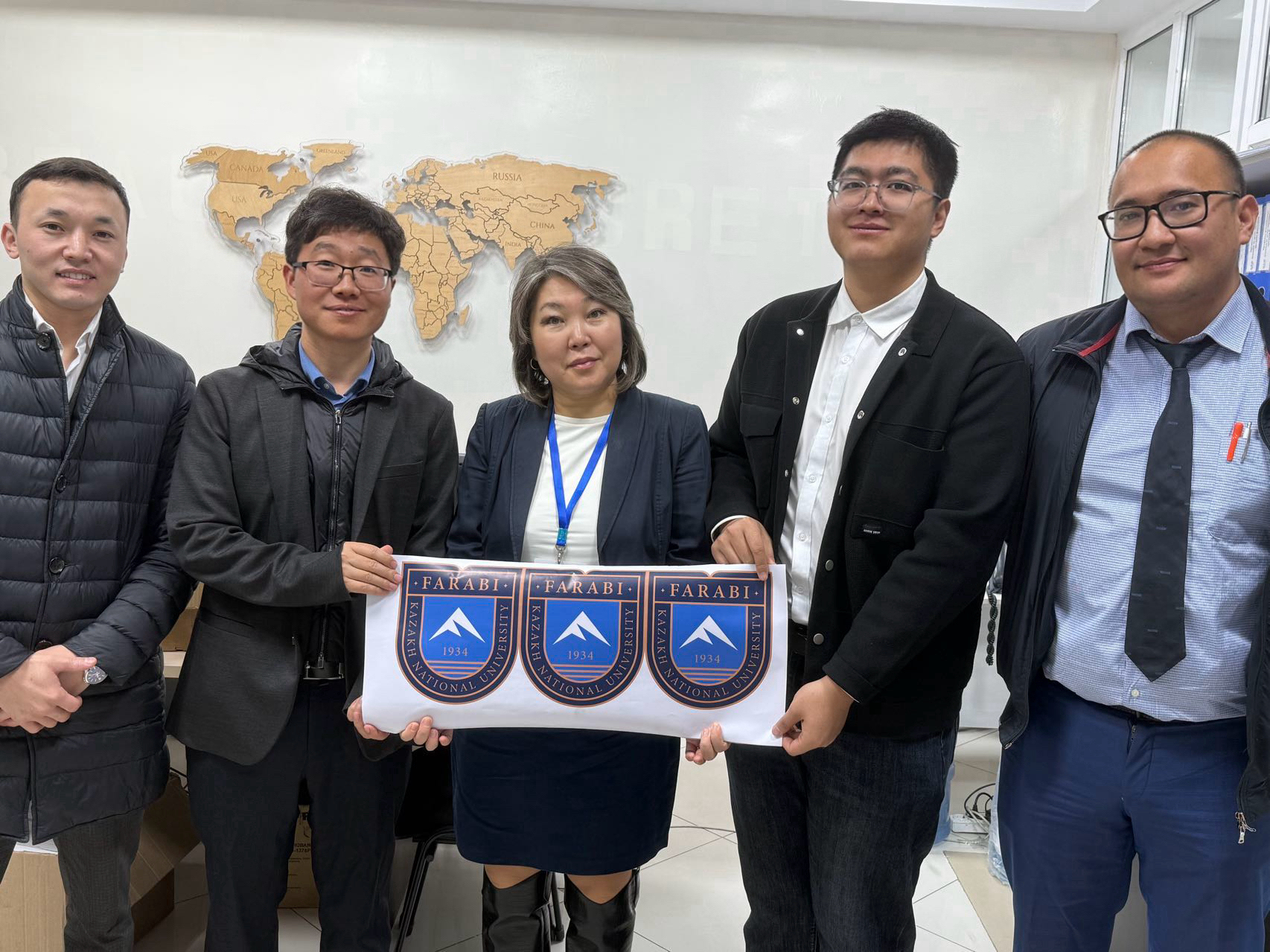 哈萨克国立大学官方授权证书